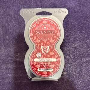 Scentsy Fall-ing Apples Scent Pods - Red and White